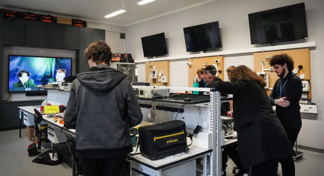 Walka robotów w Katowicach. II edycja wydarzenia dla uczniów z województwa