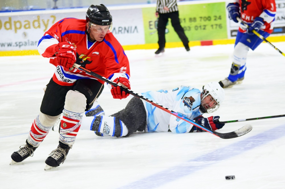 Z zamiłowania do hokeja na lodzie. Mistrzostwa Polski Amatorów 50+