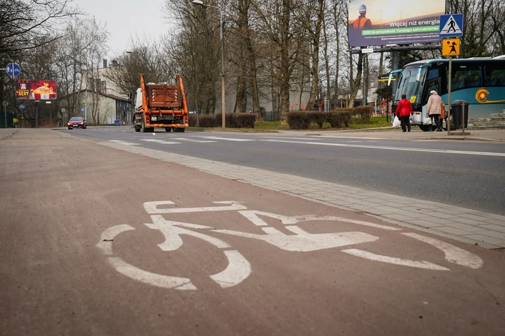 Droga rowerowa w rejonie ul. Hallera gotowa