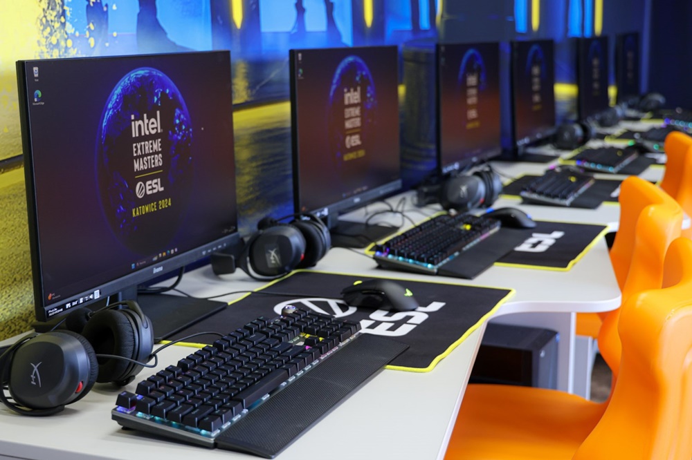 Nowoczesna pracownia komputerowa za zwycięstwo w Esportowej Lidze Szkół