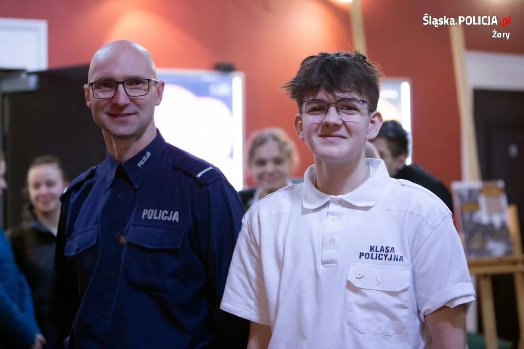 Spotkanie z uczniami w kinie "Na Starówce". Historia Policji w Żorach