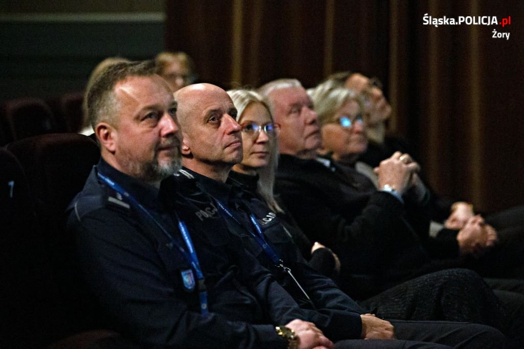 Spotkanie z uczniami w kinie "Na Starówce". Historia Policji w Żorach