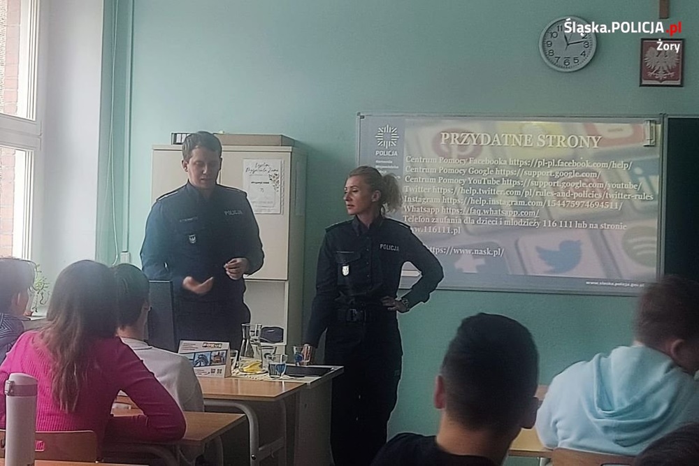 #Cyberbezpieczny. Prelekcja dla młodzieży w Żorach