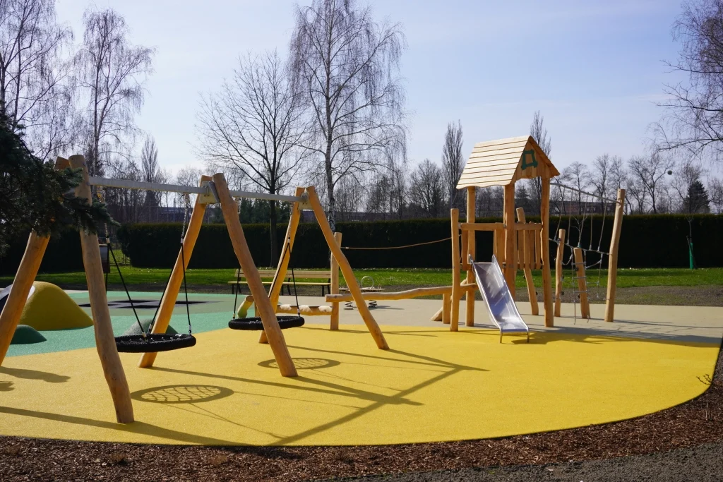 Nowy plac zabaw w Baranowicach ukończony! Oficjalne otwarcie już 4 kwietnia! [FOTO]