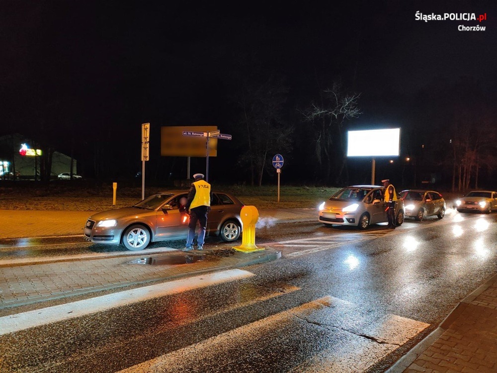 Kolejni kierowcy po alkoholu zatrzymani przez chorzowskich policjantów