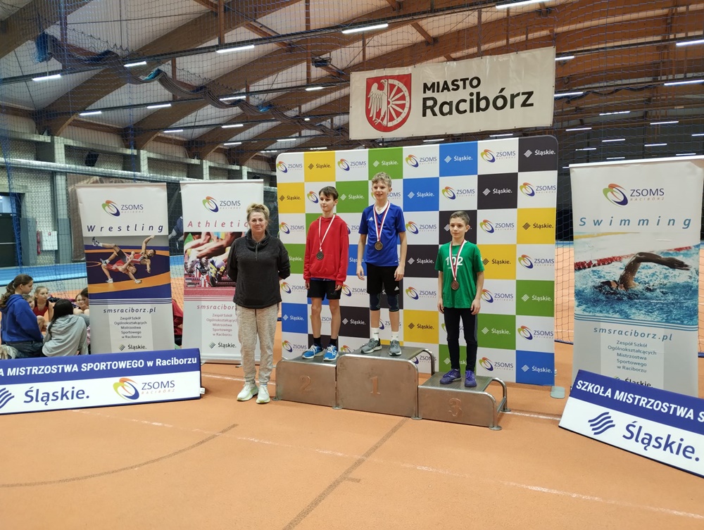 Sportowe osiągnięcia T.S. AKS Chorzów. Młodzi zawodnicy przywieźli pięć medali!