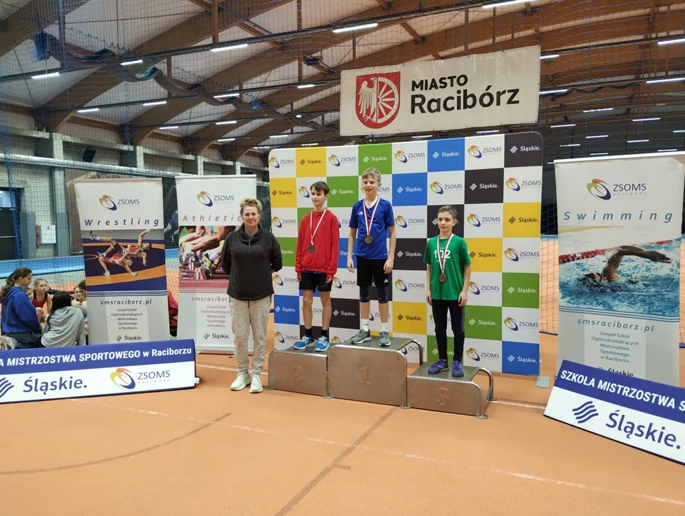 Sportowe osiągnięcia T.S. AKS Chorzów. Młodzi zawodnicy przywieźli pięć medali!