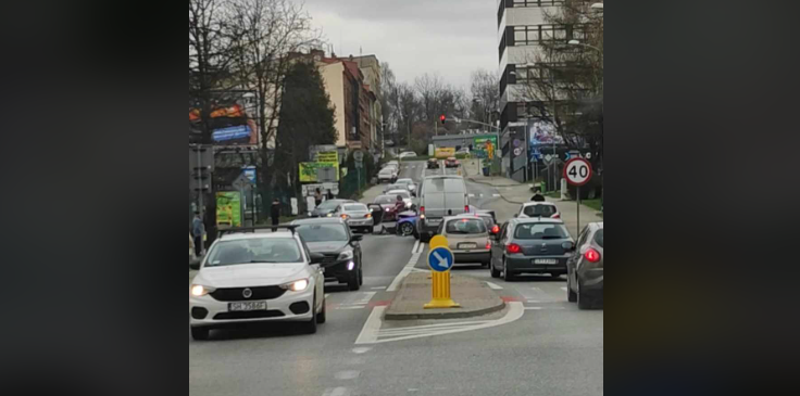 Kolizja na ul. Gałeczki w Chorzowie. BMW zderzyło się z Oplem!