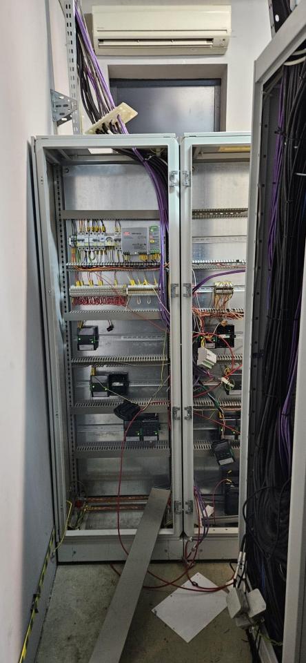 Zniszczenia na Stadionie Śląskim 1