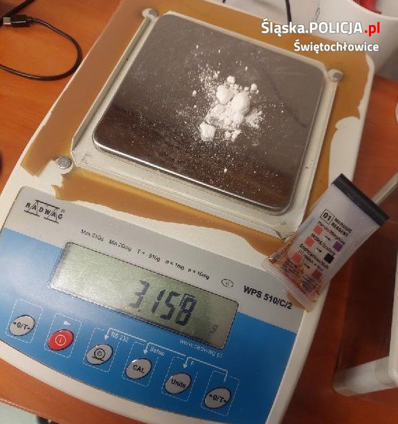 Podczas zatrzymania policjanci znaleźli przy mężczyźnie amfetaminę