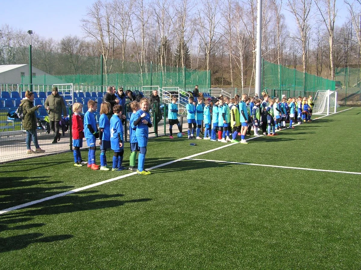 Za nami turniej piłki nożnej o Puchar Tymbarku. Rywalizowały dziewczyny i chłopcy