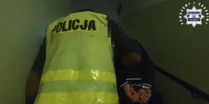 Knurów: Podczas ucieczki skradzionym lexusem próbował potrącić policjanta!