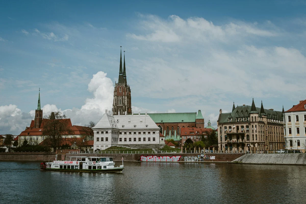 Wynajem w sercu miasta czy na przedmieściach Wrocławia?
