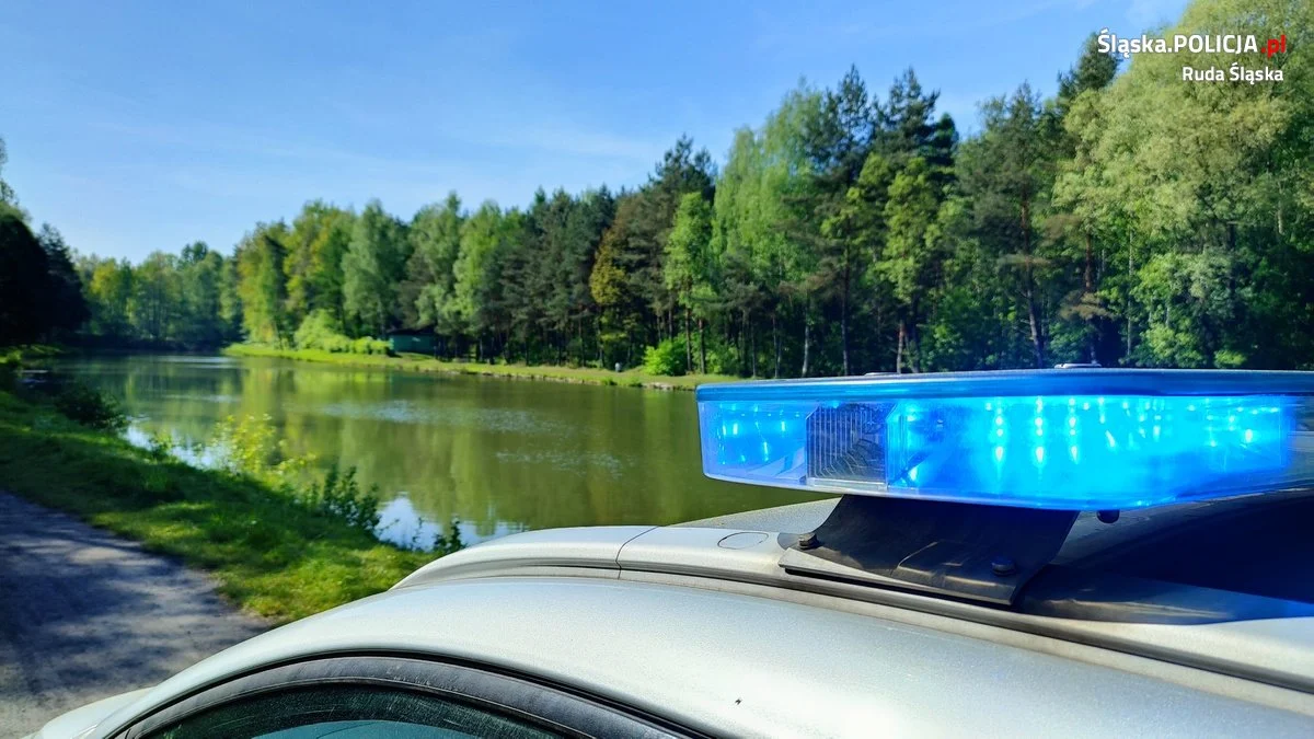 Świadomy odpoczynek nad wodą. Policja przypomina zasady