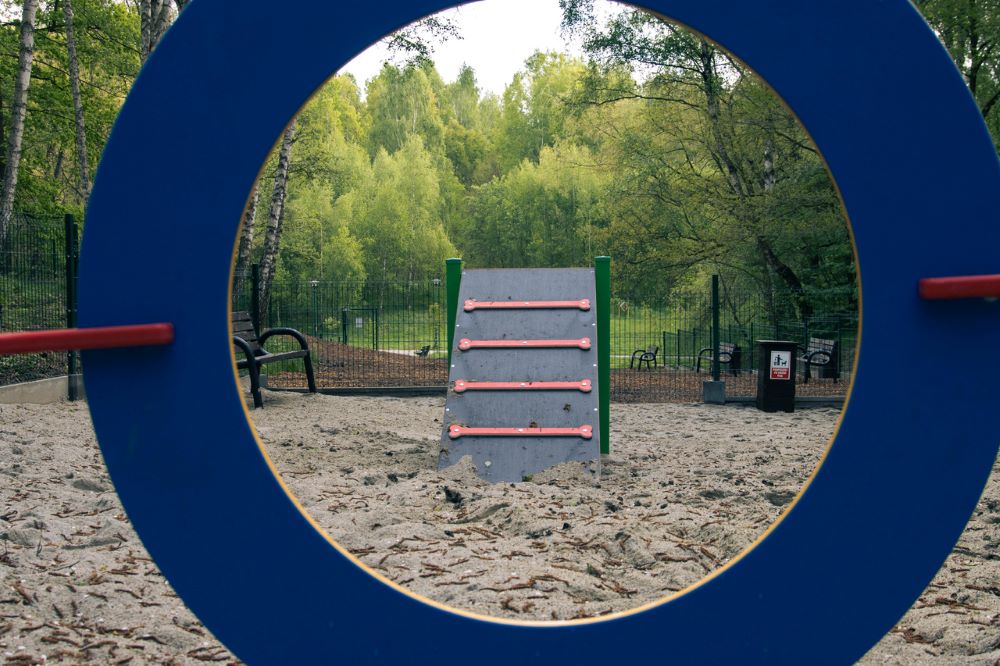 Psy z nowym wybiegiem w Rodzinnym Parku Rozrywki "Trzy Wzgórza"