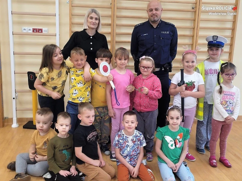Przedszkole w Gałkowicach po wizycie policjanta. Nauka w zakresie ruchu drogowego