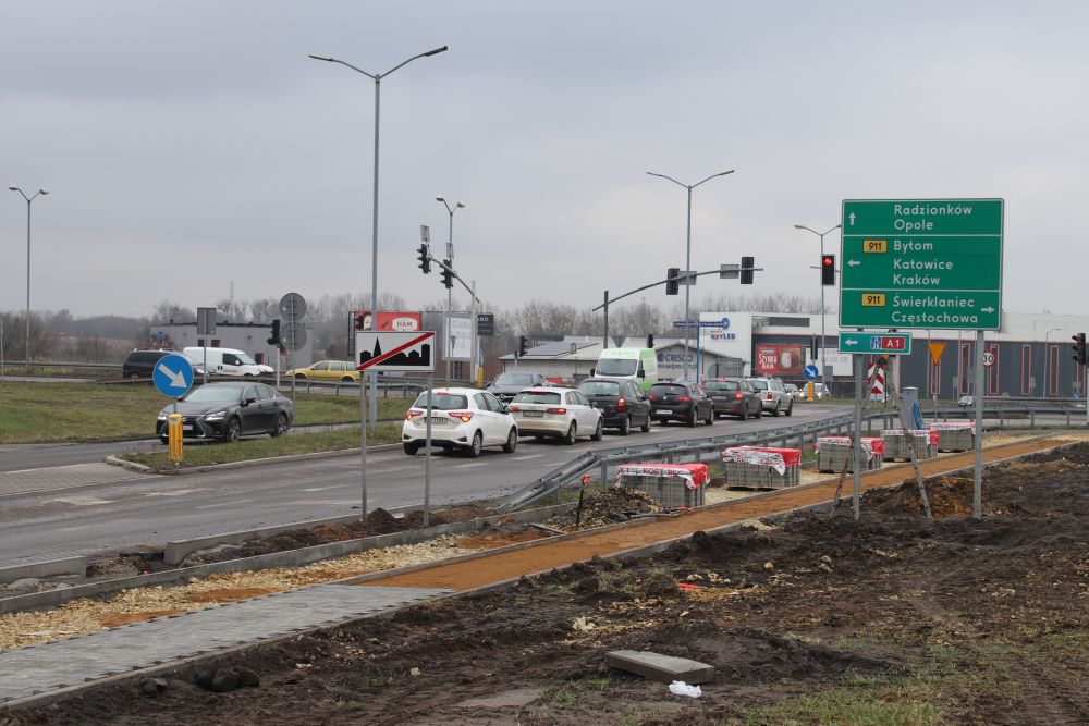 Powstaje połączenie pieszo-rowerowe przecinające drogę wojewódzką nr 911