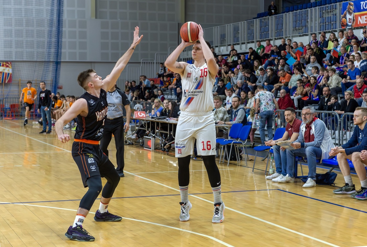 Pewna wygrana i awans bytomskich koszykarzy do kolejnej rundy!