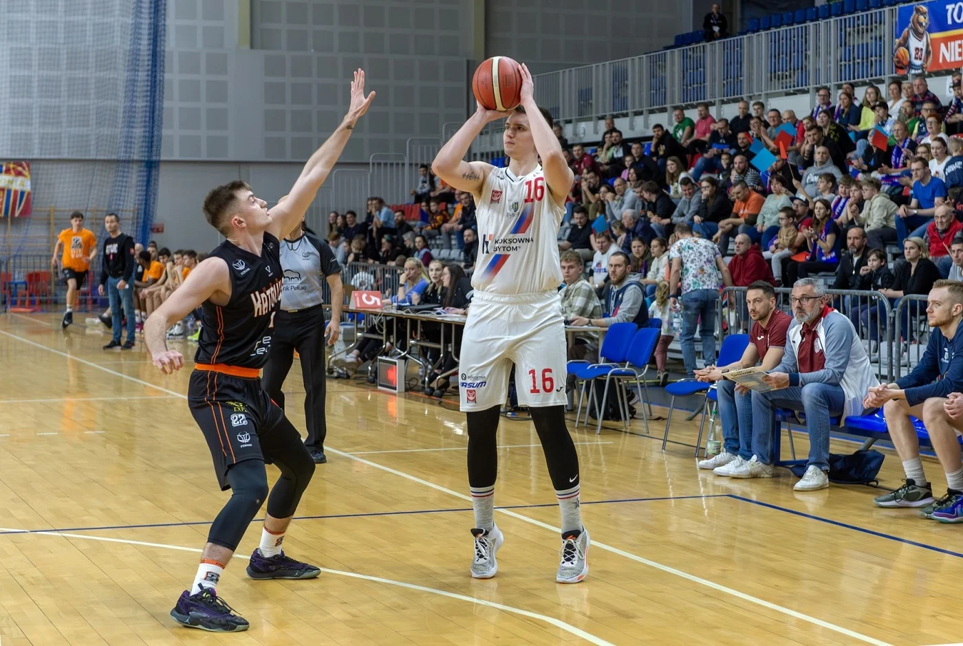 Pewna wygrana i awans bytomskich koszykarzy do kolejnej rundy!