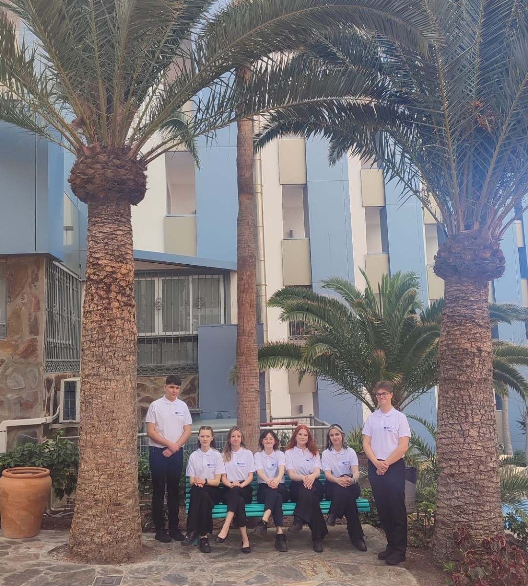 Uczniowie ZSGH na Wyspach Kanaryjskich