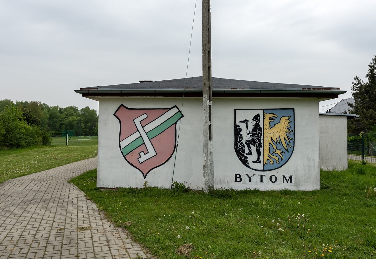 Trwa zbiórka na dokończenie remontu treningowego boiska Rodła Górniki