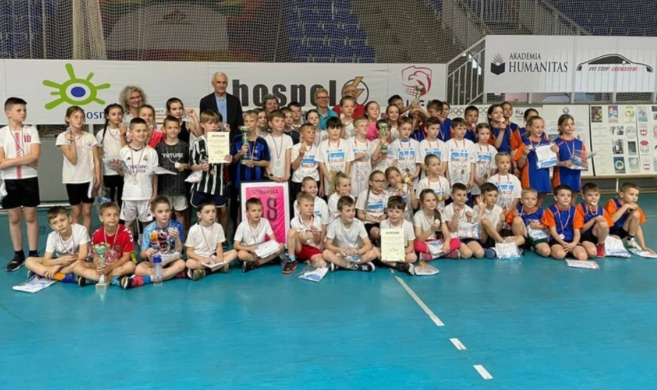 III Mistrzostw Sosnowca klas I-III w zabawach sportowych