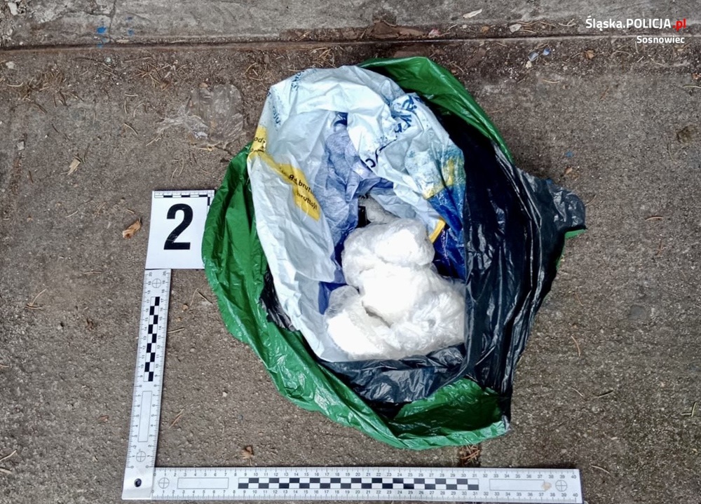 Spora ilość narkotyków u 35-latka z Sosnowca. Mężczyzna miał 7 tys. działek amfetaminy!