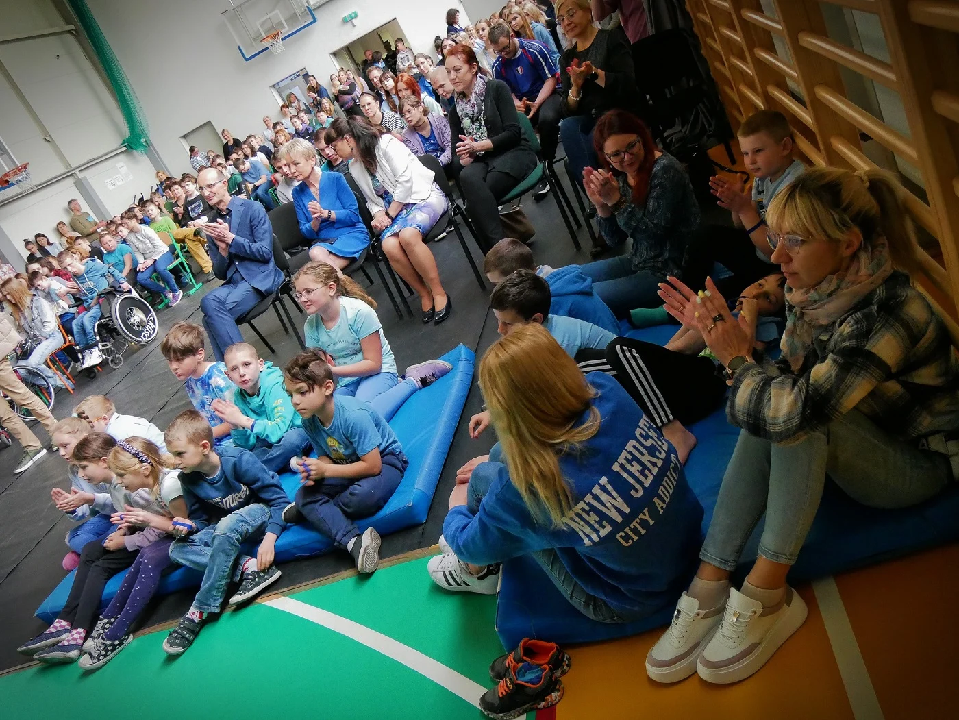 Światowy Dzień Świadomości Autyzmu: Muzyczna Solidarność w Zespole Szkół nr 2 Specjalnych