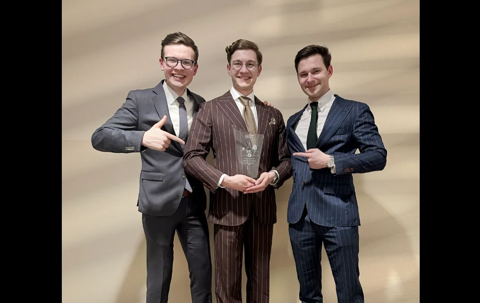 Studenci Uniwersytetu Śląskiego wicemistrzami świata w negocjacjach!