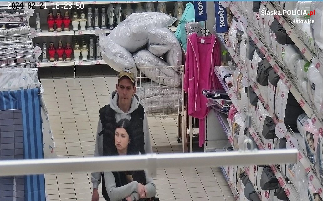 Para podejrzewana o kradzież alkoholu w Katowicach. Poznajesz ich?