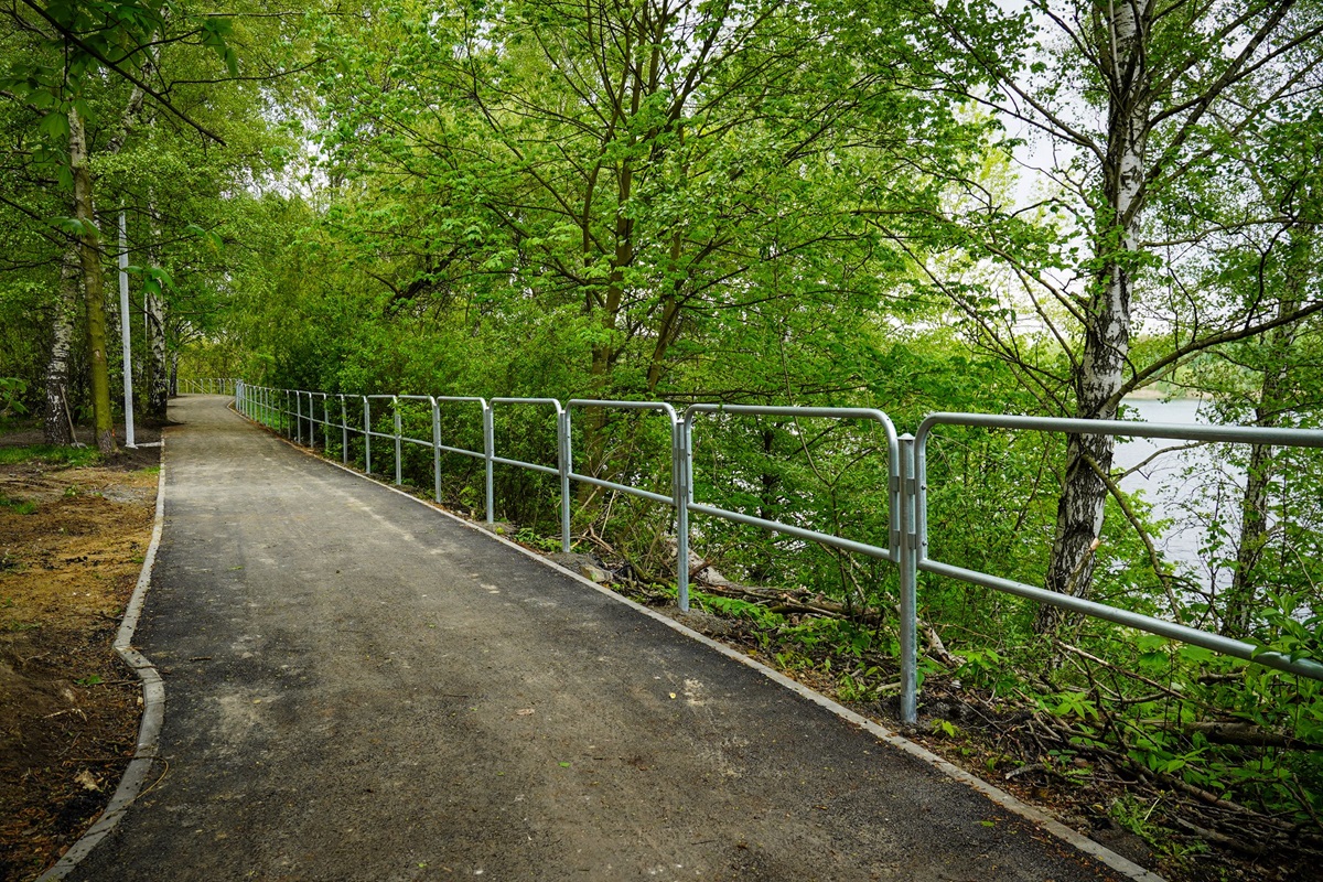 Postępy prac przy modernizacji katowickiej Doliny Pięciu Stawów