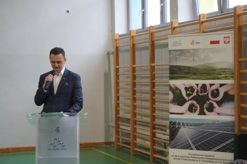 Efektywność energetyczna budynków SP nr 4 i Technikum nr 1 1