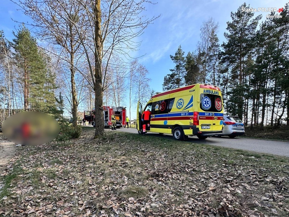 Wypadek motocyklisty. Pomógł chorzowski policjant na urlopie