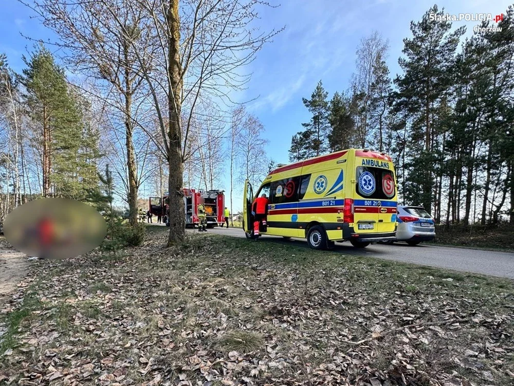 Wypadek motocyklisty. Pomógł chorzowski policjant na urlopie