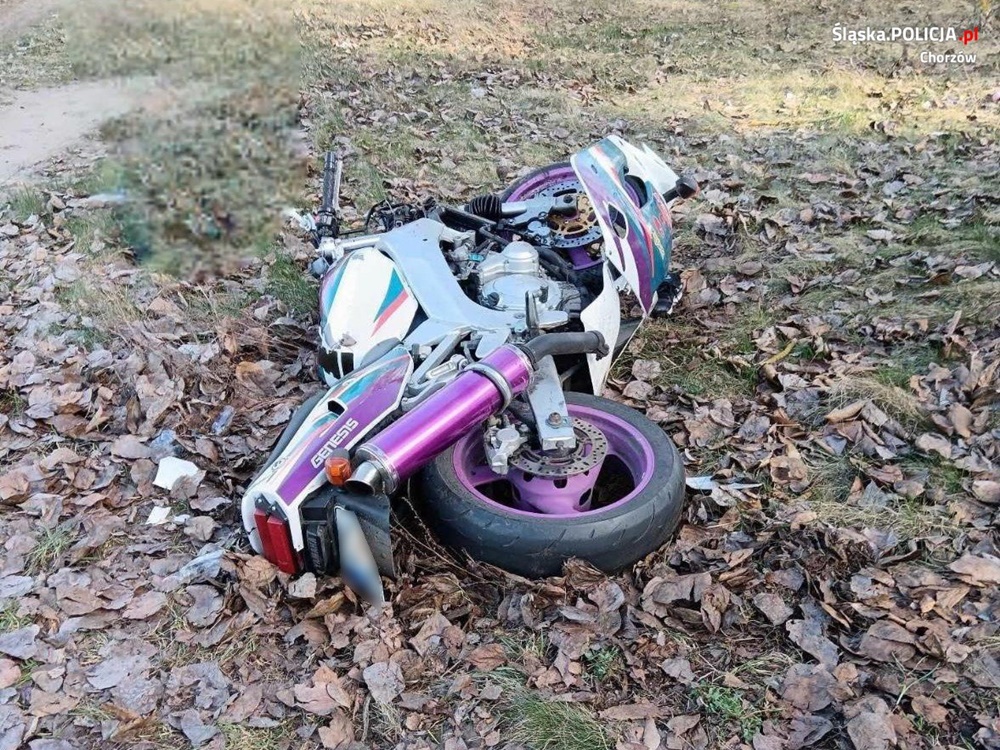 Wypadek motocyklisty. Pomógł chorzowski policjant na urlopie