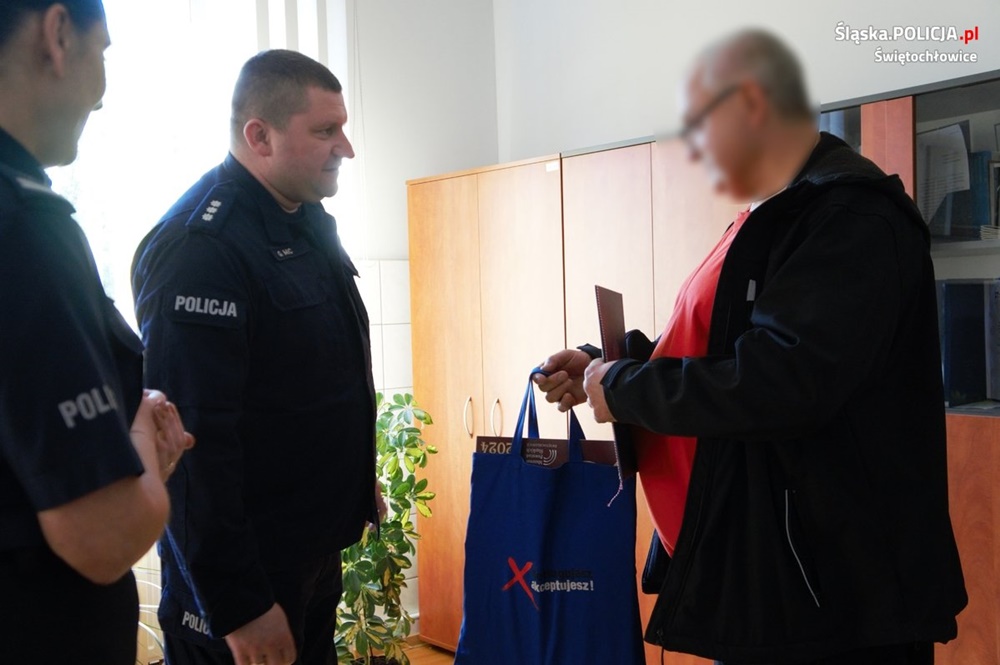 Wsiadł do samochodu i dogonił złodzieja. Uznanie dla świętochłowiczanina
