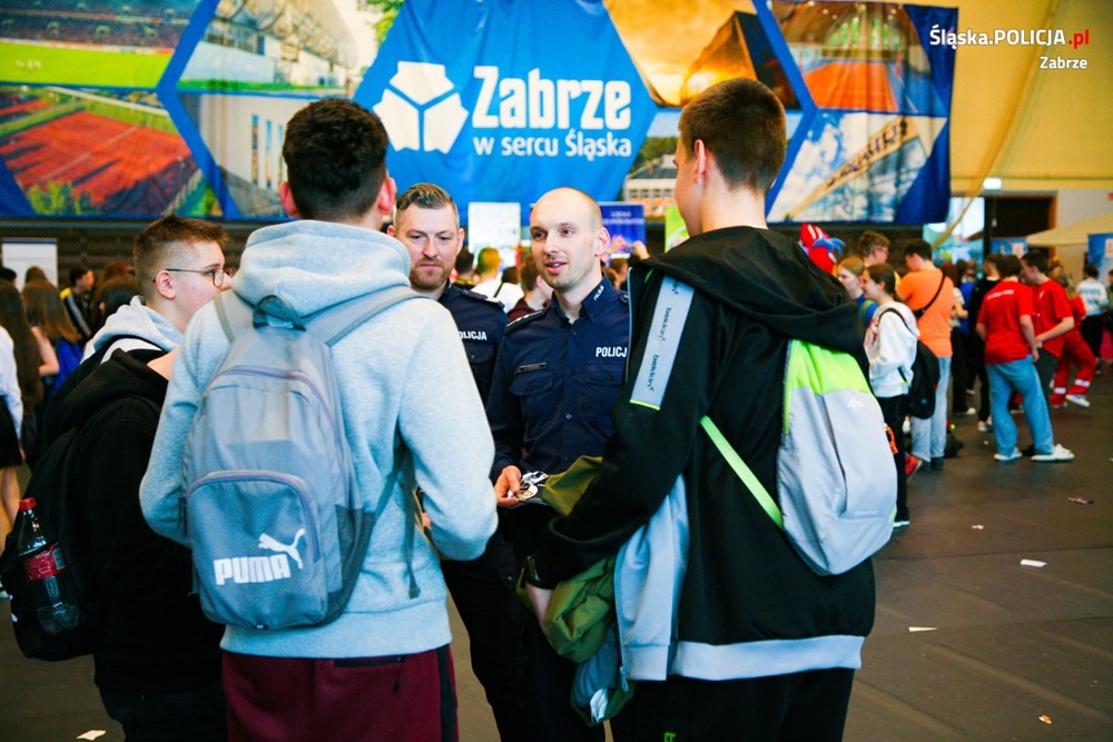 Zabrzańscy policjanci brali udział XXVI Targach Edukacyjnych "Szkolne Prezentacje 2024"