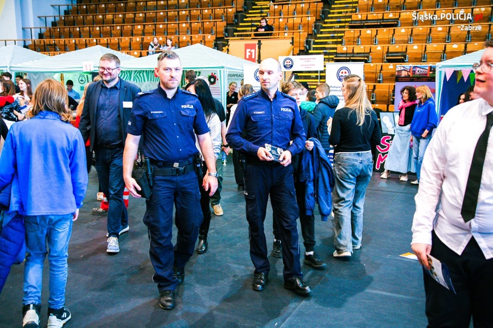 Zabrzańscy policjanci brali udział XXVI Targach Edukacyjnych "Szkolne Prezentacje 2024"