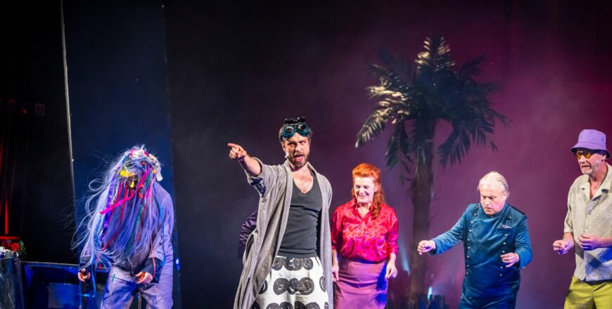 „Galapagos, czyli Druga Arka Noego” już w repertuarze Teatru Nowego! [FOTO]