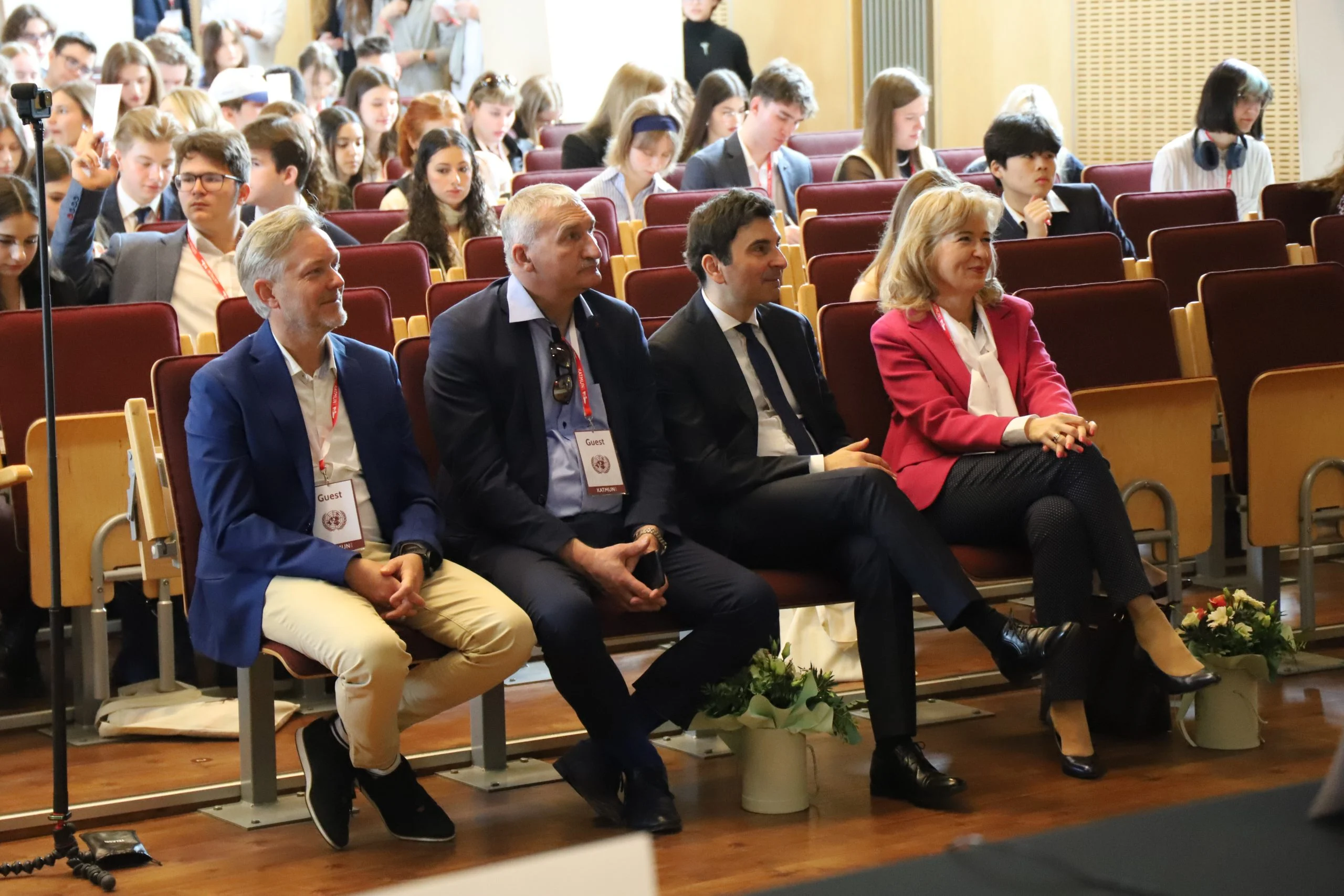 Wojewoda Śląski Marek Wójcik wziął udział w otwarciu konferencji KatMUN