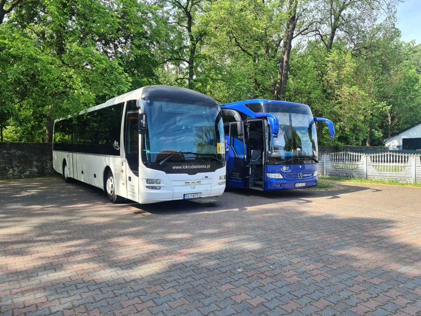 Dobra Szkoła Lok Wynajem autokarów i wynajem busów Ruda Śląska Jakubowski Transport