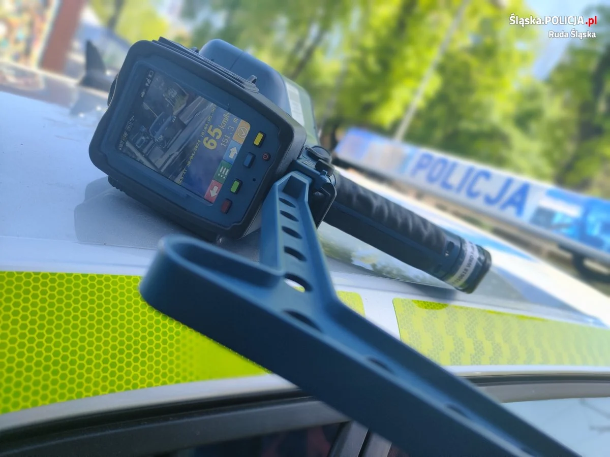 Policja apeluje: W czasie weekendowych wyjazdów uważajmy na siebie i innych