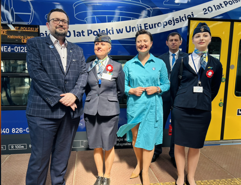 20 lat Polski w UE. Pociąg Europejski Kolei Śląskich wyjechał na tory