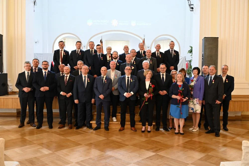 Wieloletni pracownicy Huty Pokój nagrodzeni!