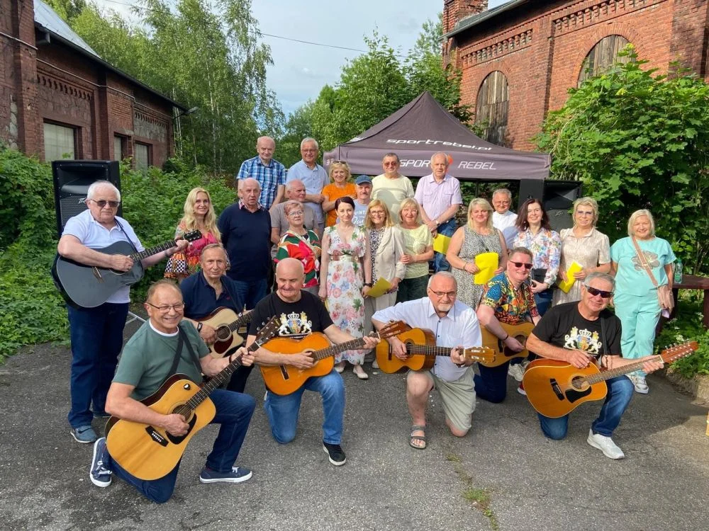 Tańce i śpiew, czyli Majówka na "Karolu"!