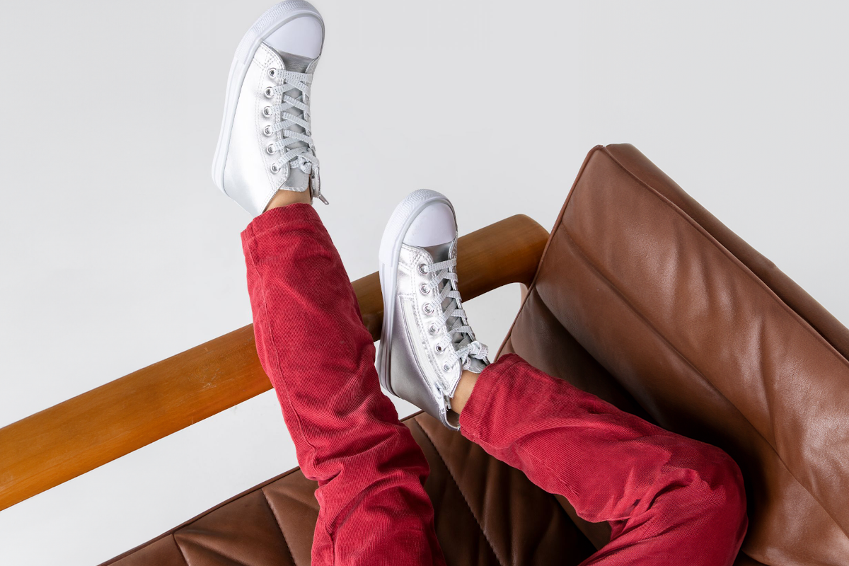 Od szkoły po plac zabaw: najlepsze sneakersy dla aktywnych dzieci