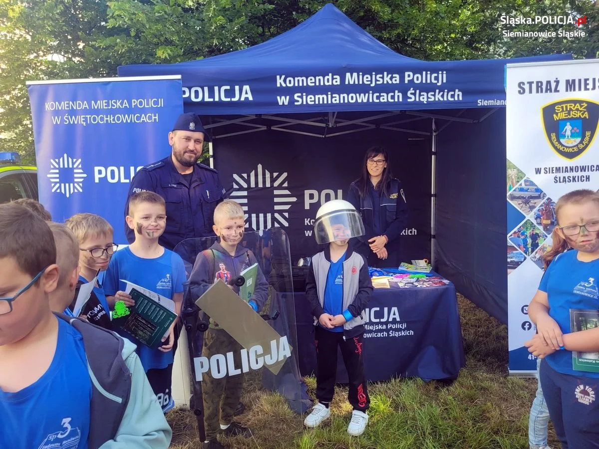 Policjanci wzięli udział w inicjatywie "Ja jadę, Ty pomagasz"!