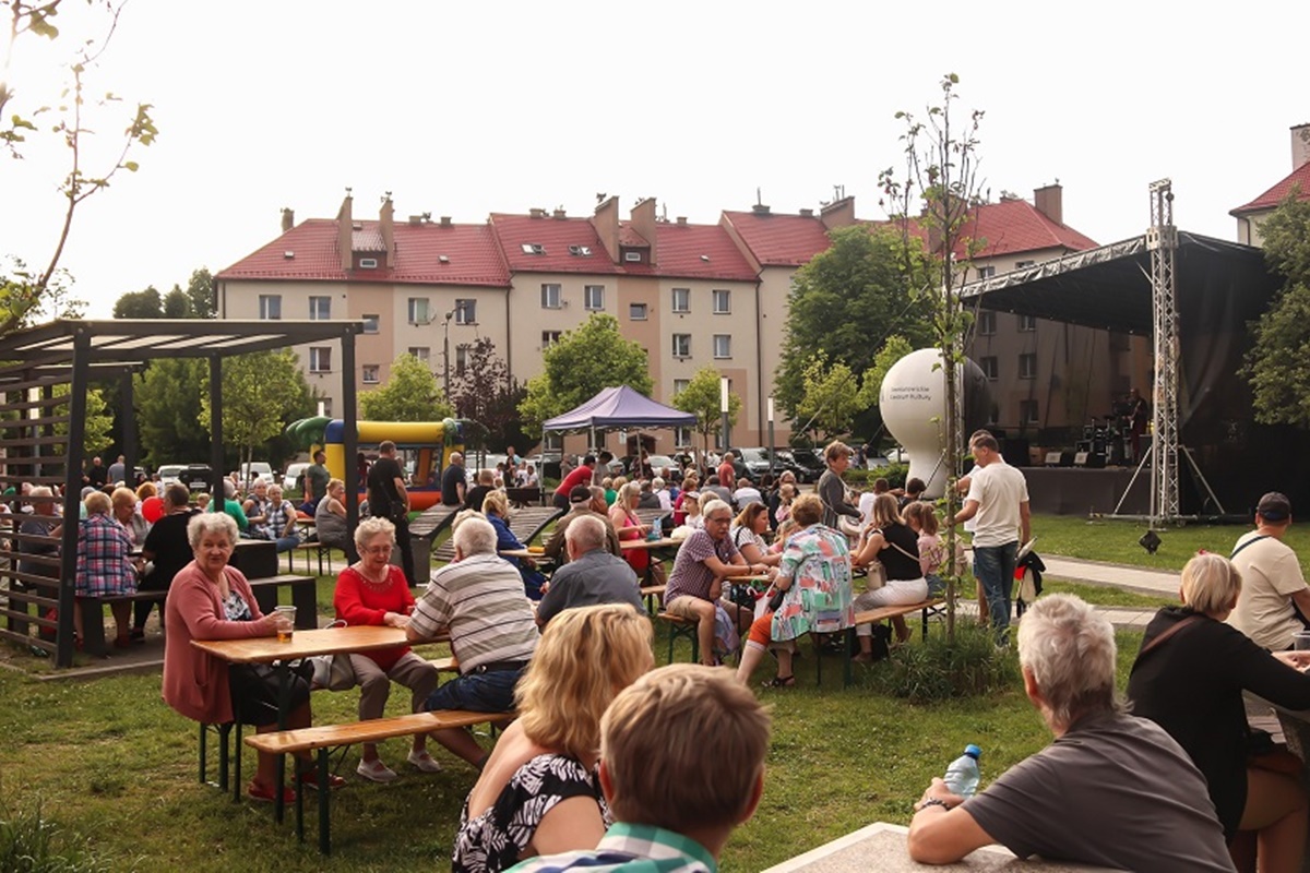Tak bawili się mieszkańcy na pikniku pod Jarzębiną!