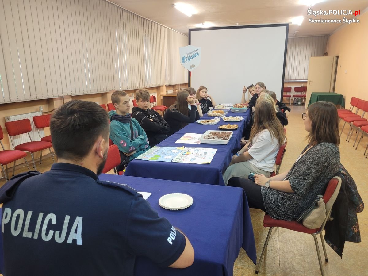 Siemianowiccy policjanci brali udział w europejskim Dniu Sąsiada