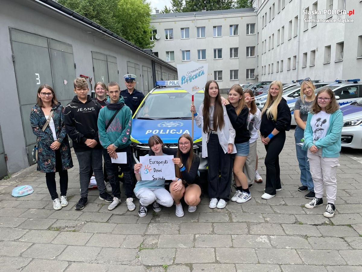 Siemianowiccy policjanci brali udział w europejskim Dniu Sąsiada